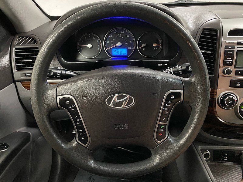 Used 2012 Hyundai Santa Fe GLS image 18