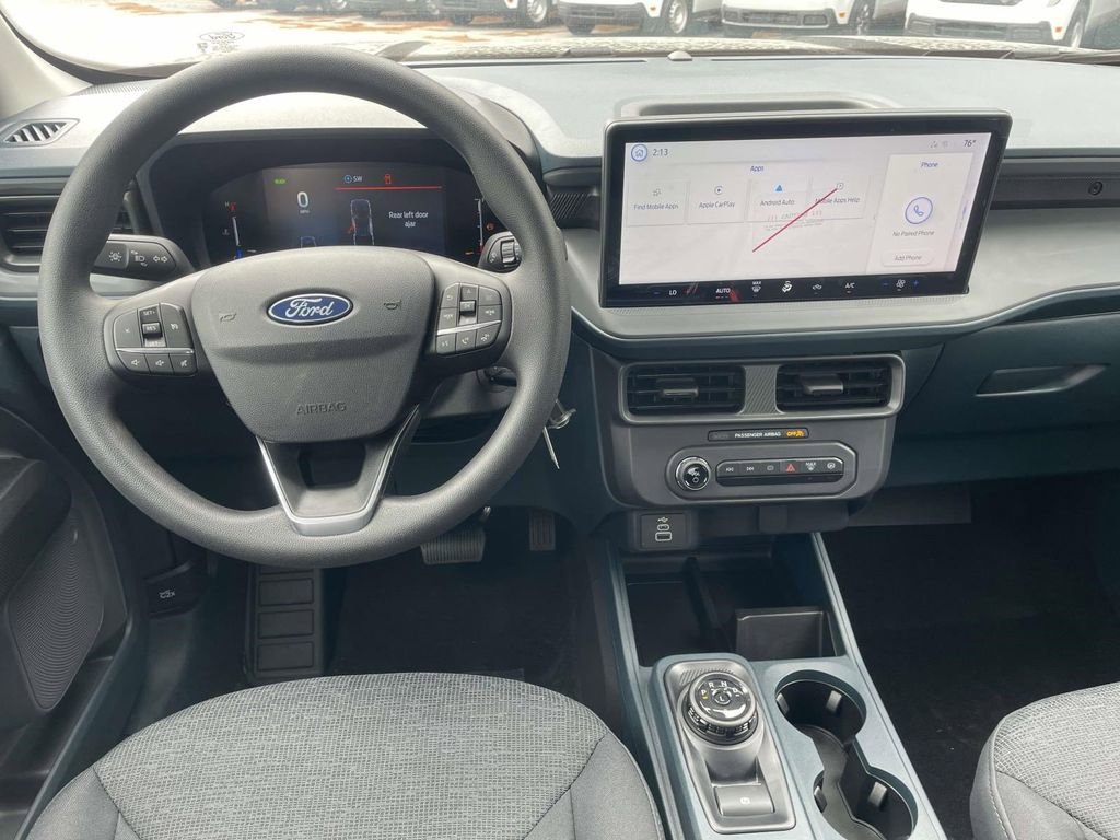 New 2025 Ford Maverick XL image 4