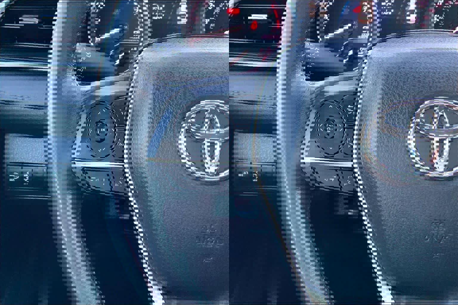 Used 2024 Toyota Camry XLE image 23