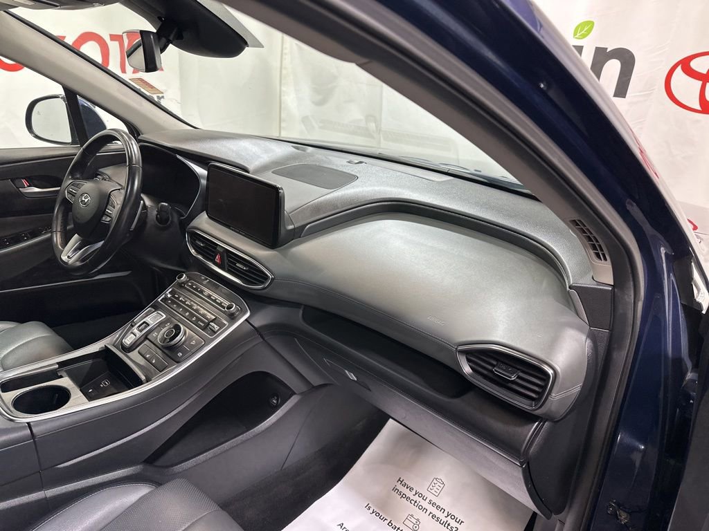 Used 2023 Hyundai Santa Fe SEL w/ Premium Package image 11