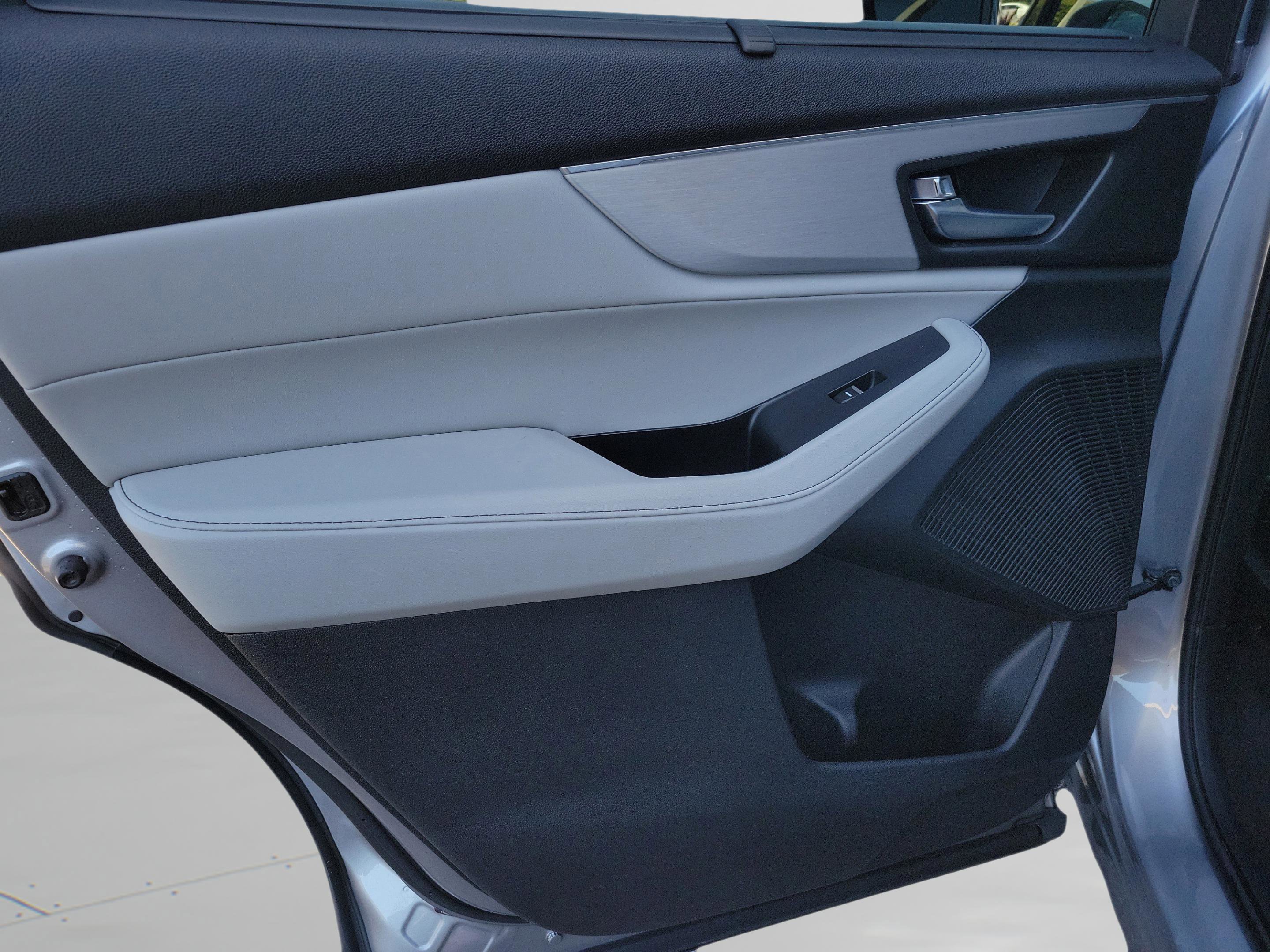 Used 2023 Acura MDX FWD w/ Technology Package image 28