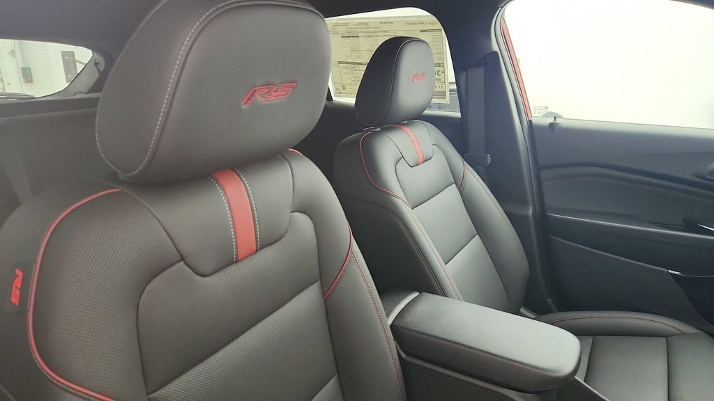 New 2026 Chevrolet Trax RS w/ Sunroof Package FWD image 23