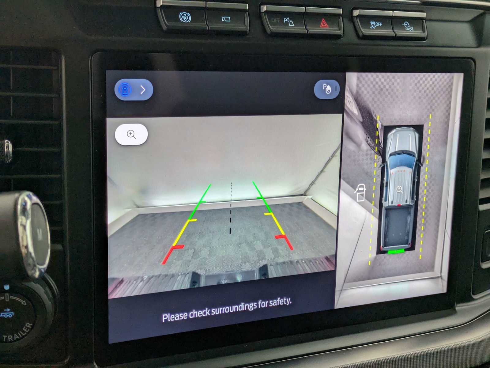 Used 2023 Ford F350 Platinum w/ Tremor Off-Road Package AWD/4WD image 31