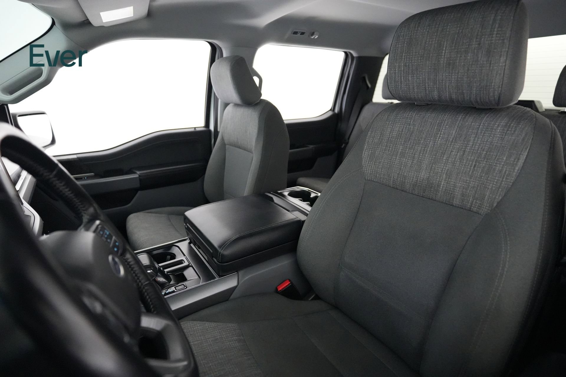 Used 2022 Ford F150 Lightning XLT w/ Tow Technology Package image 4