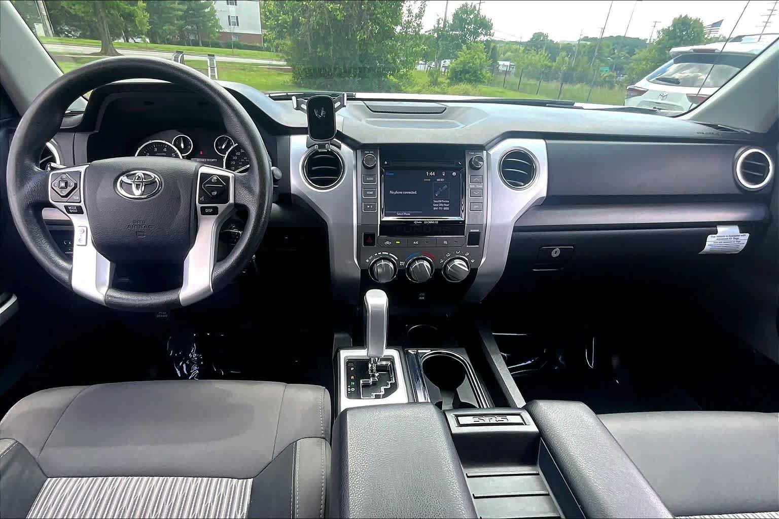 Used 2015 Toyota Tundra SR5 w/ SR5 Upgrade Package RWD image 15