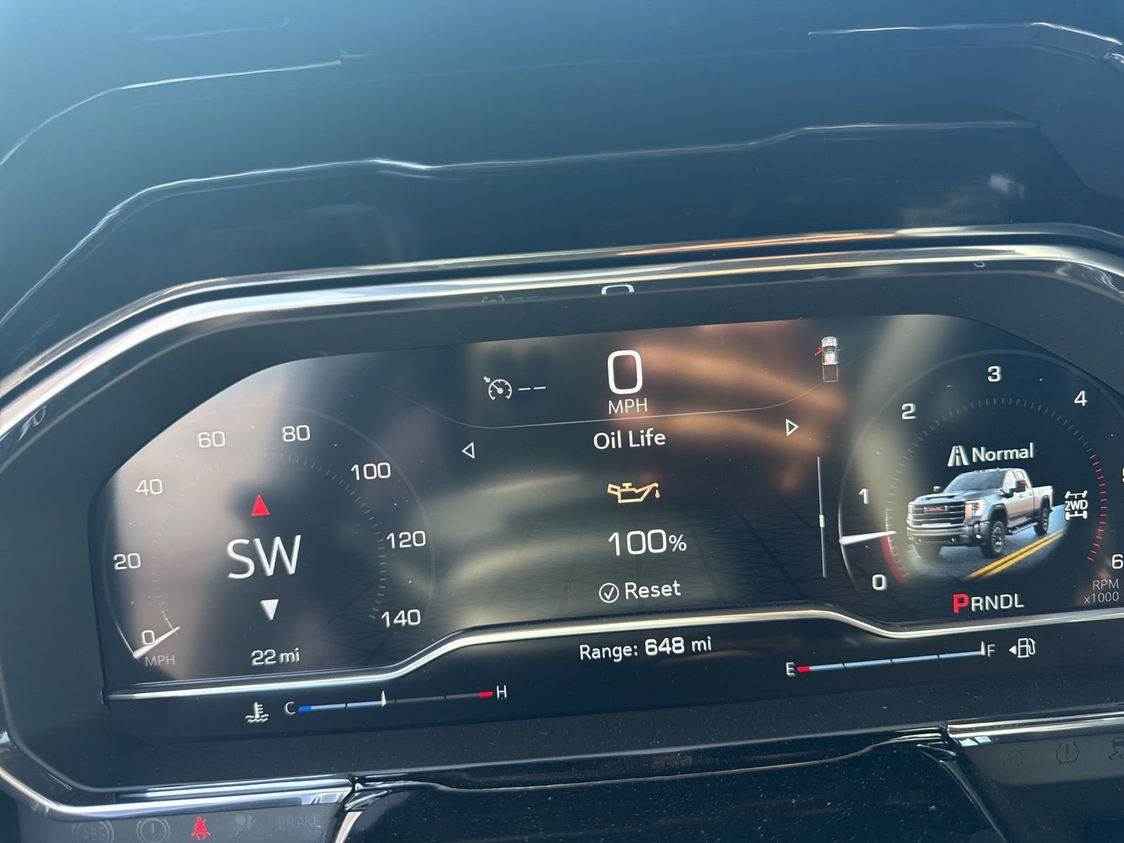 New 2025 GMC Sierra 3500 SLT w/ SLT Convenience Package image 18