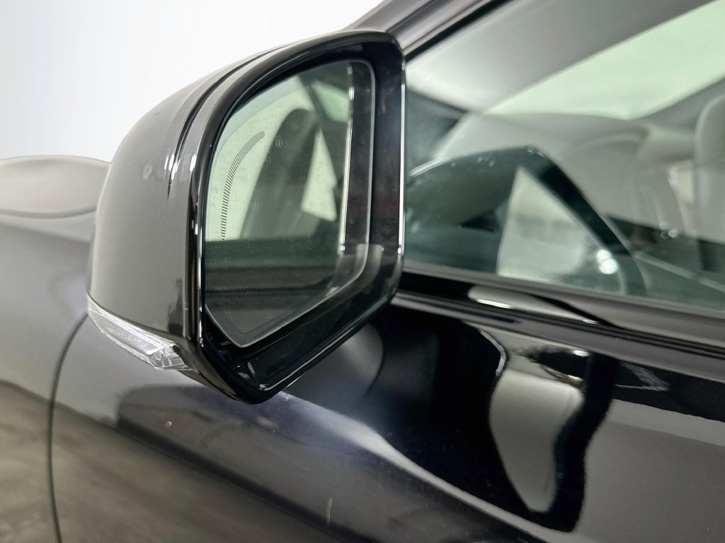 Used 2023 Volvo S60 B5 Plus FWD image 39