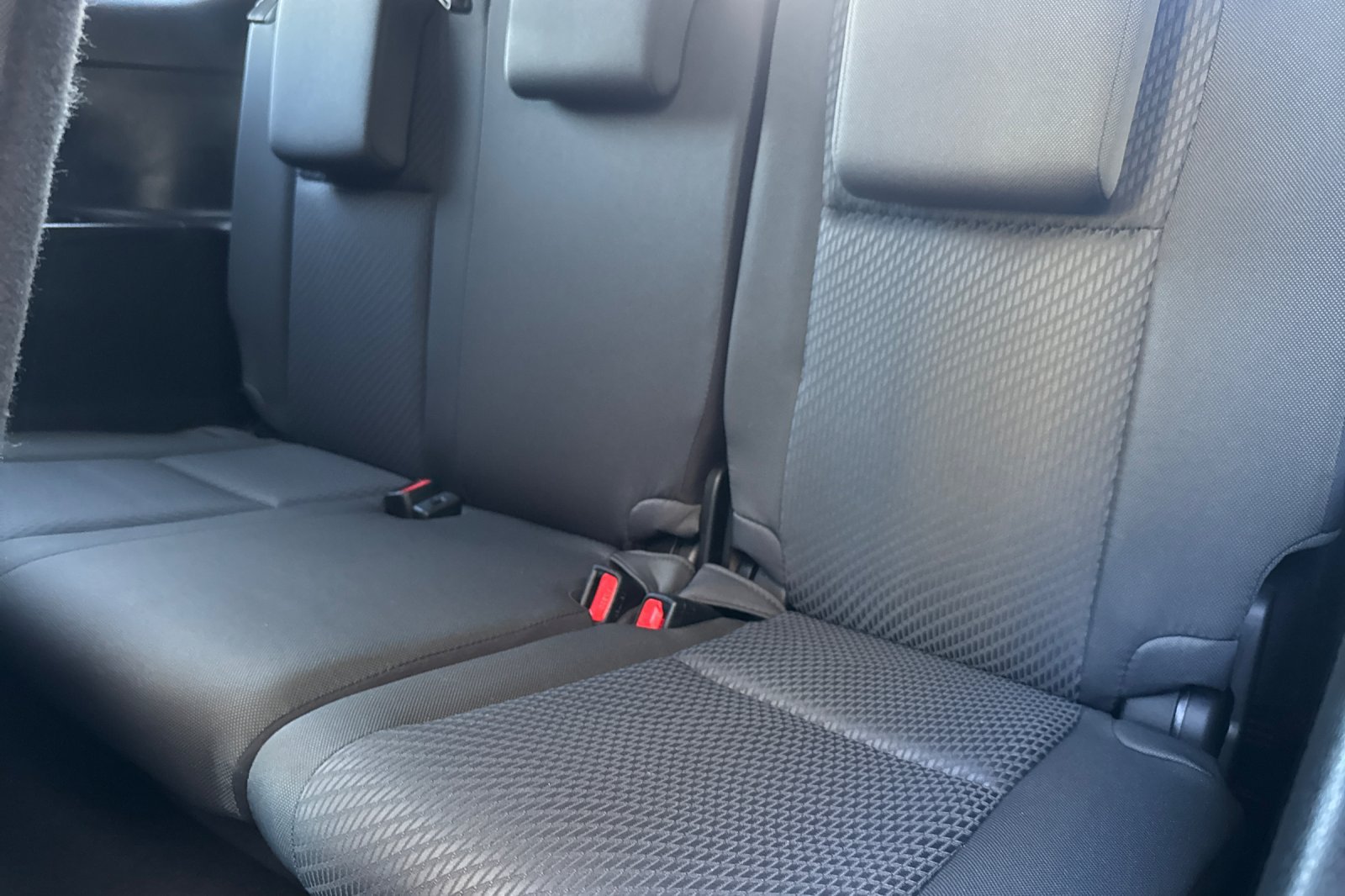 Used 2019 Toyota Highlander LE FWD image 15