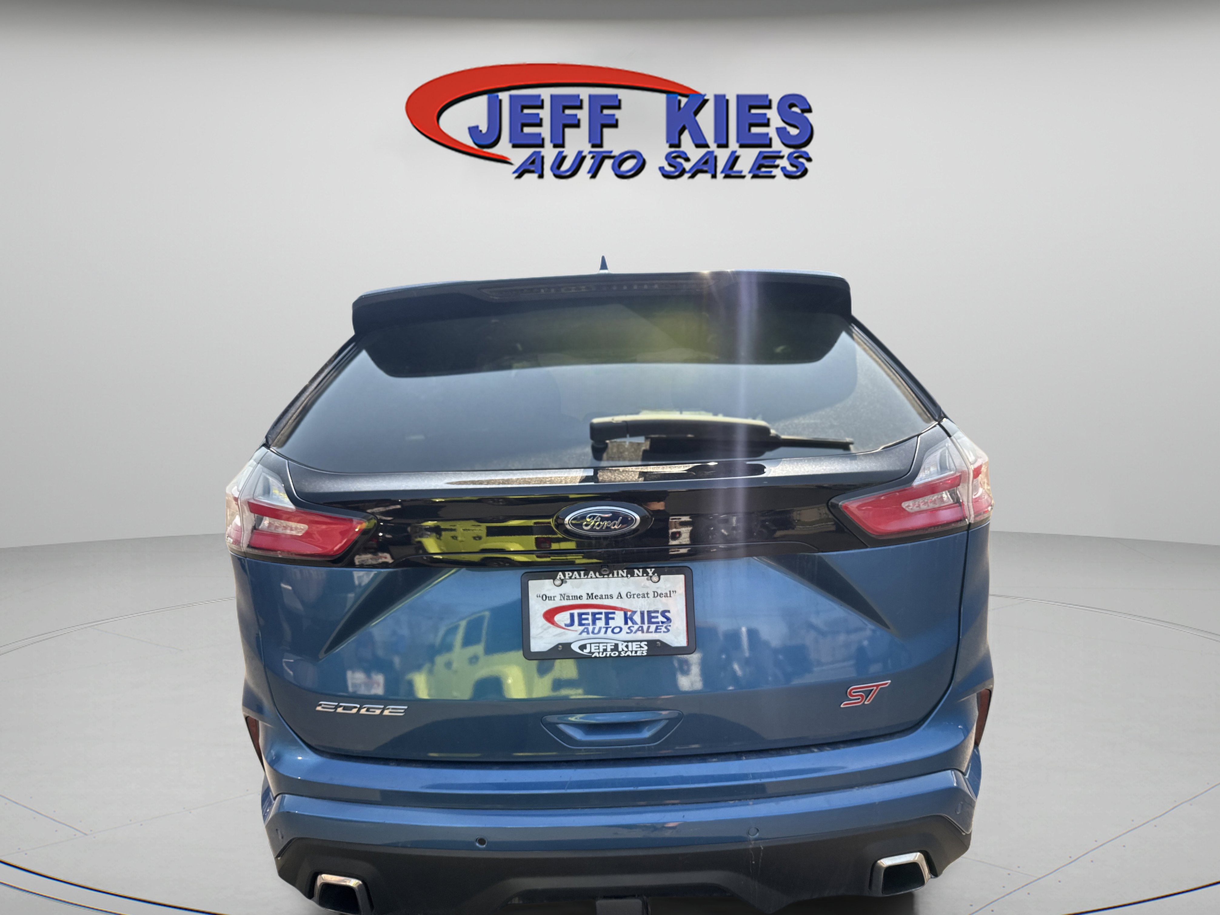 Used 2019 Ford Edge ST w/ Convenience Package AWD/4WD image 14