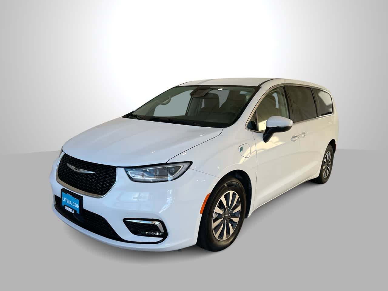 Used 2023 Chrysler Pacifica Touring-L