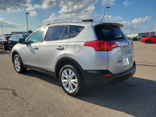 Used 2015 Toyota RAV4 Limited AWD/4WD image 3