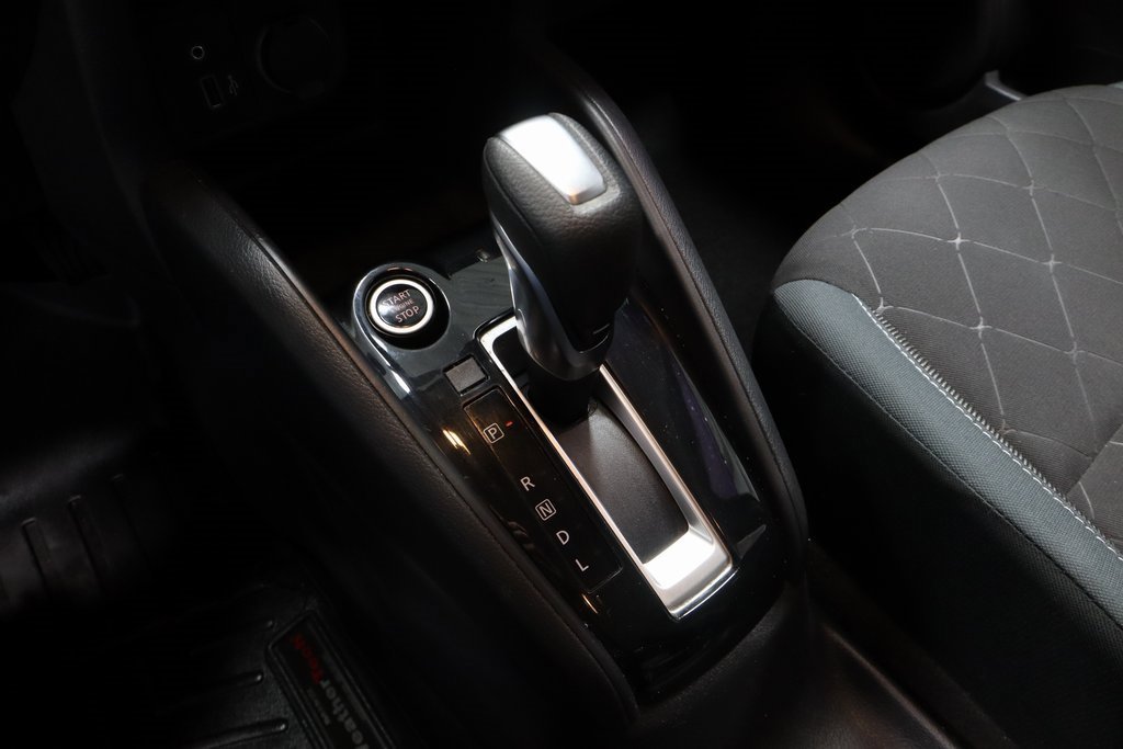 Used 2020 Nissan Kicks S image 34