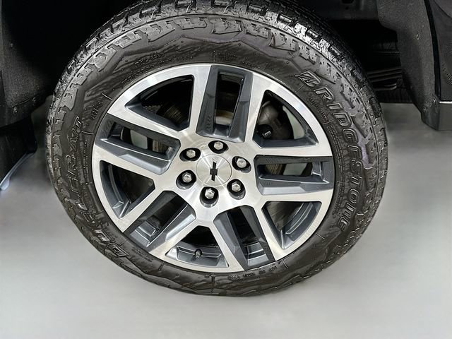 Used 2024 Chevrolet Colorado Z71 w/ Z71 Convenience Package 2 image 31