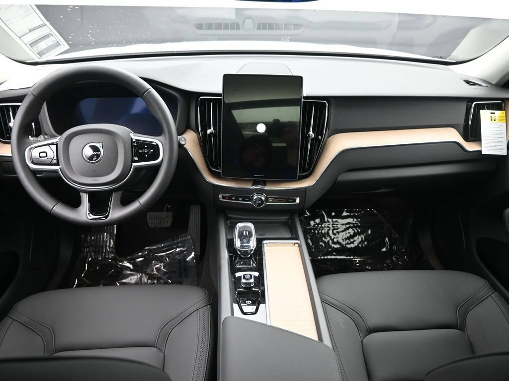 New 2026 Volvo XC60 B5 Plus w/ Climate Package AWD/4WD image 18
