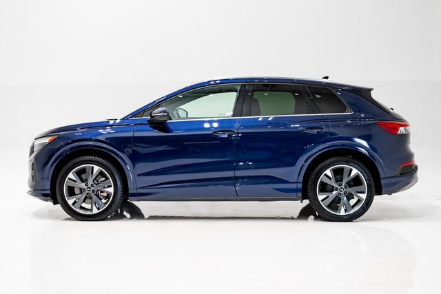 Used 2022 Audi Q4 e-tron Premium w/ Convenience Package AWD/4WD image 5