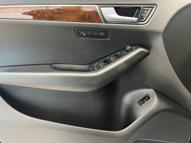 Used 2010 Audi Q5 3.2 Premium Plus image 12