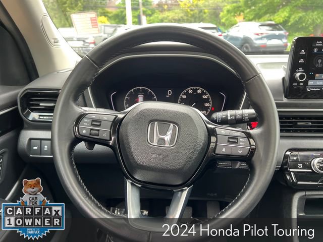 Used 2024 Honda Pilot Touring image 14