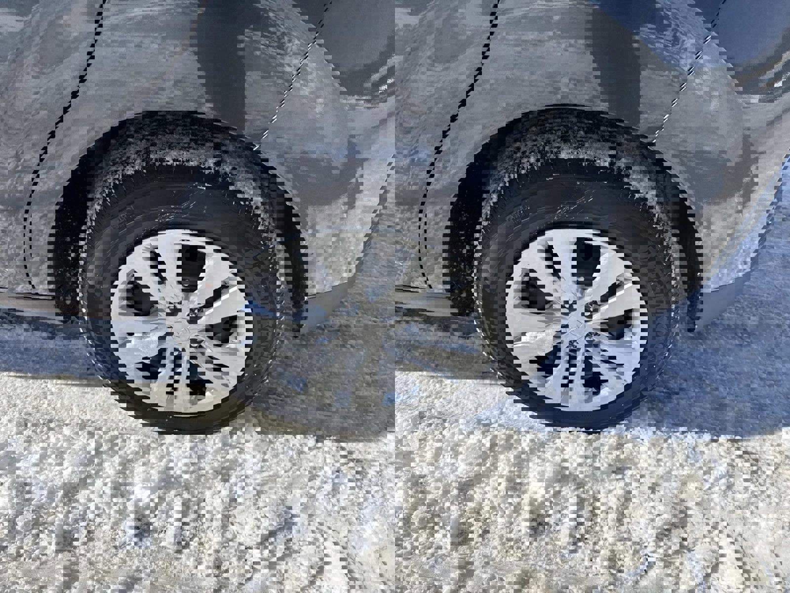 Used 2023 Kia Soul LX image 12