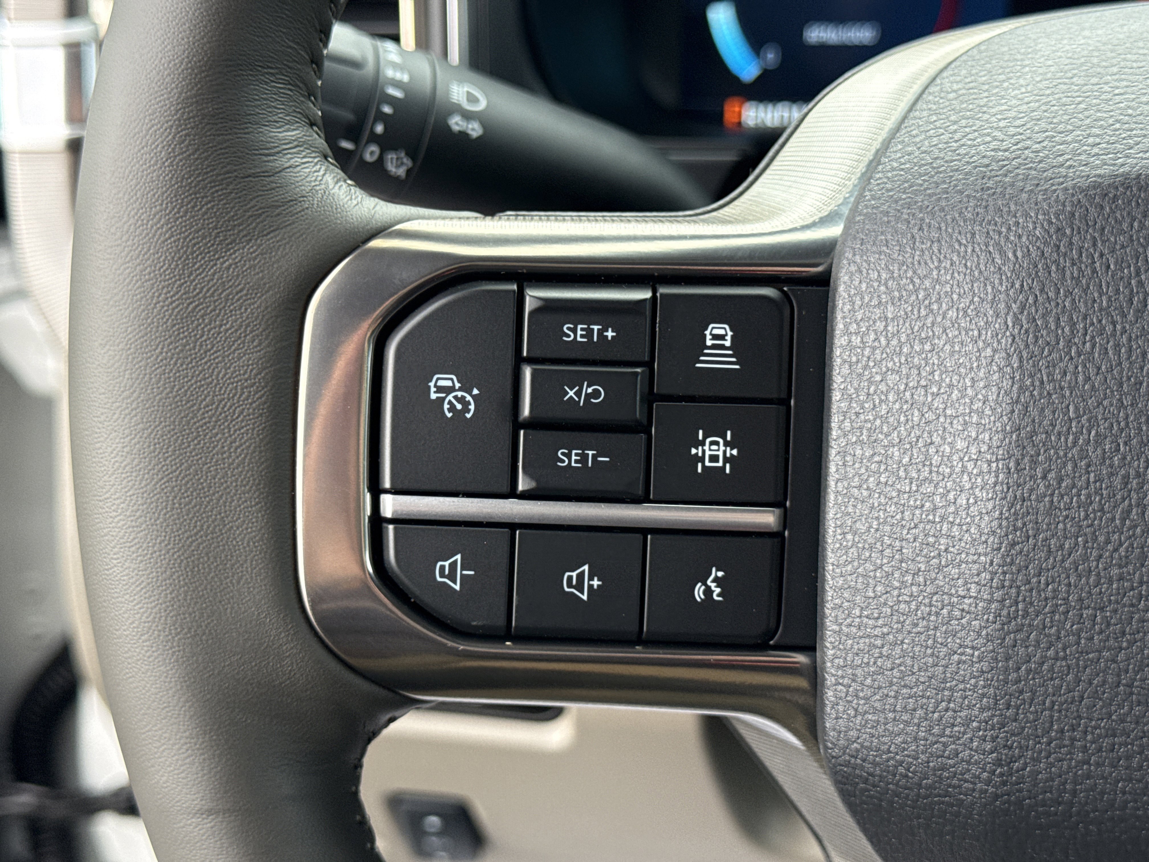 New 2026 Ford F350 Platinum w/ Platinum Plus Package image 27