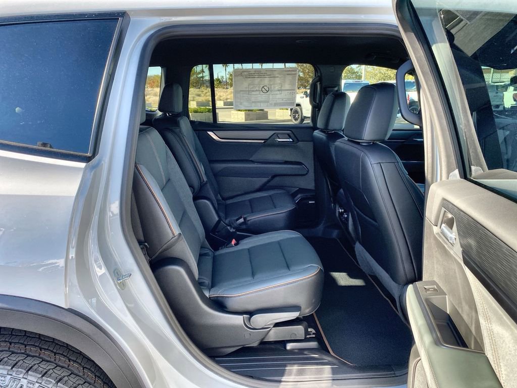 New 2026 GMC Acadia AT4 w/ Luxury Package image 40