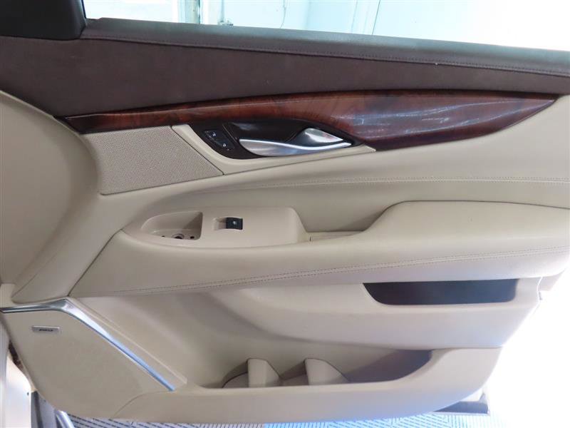 Used 2015 Cadillac Escalade ESV Luxury RWD image 38