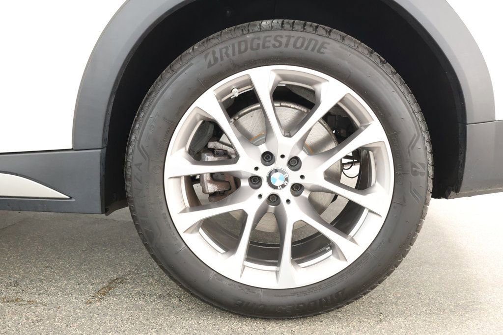 Used 2022 BMW X6 xDrive40i image 7