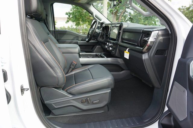 New 2026 Ford F350 Lariat w/ Black Appearance Package image 3