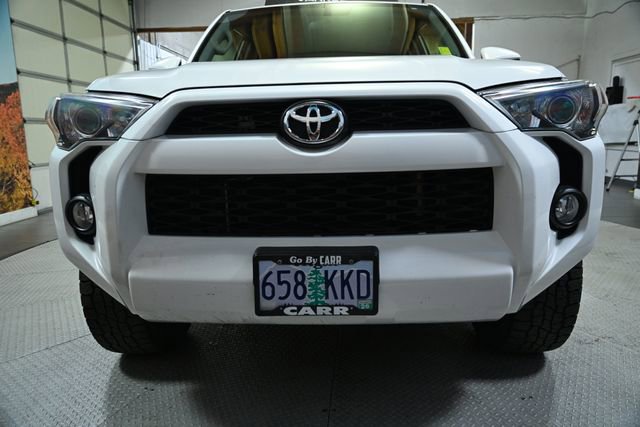 Used 2018 Toyota 4Runner SR5 image 17