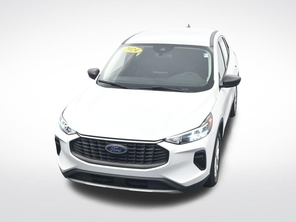 Used 2024 Ford Escape Active w/ Cold Weather Package FWD image 24