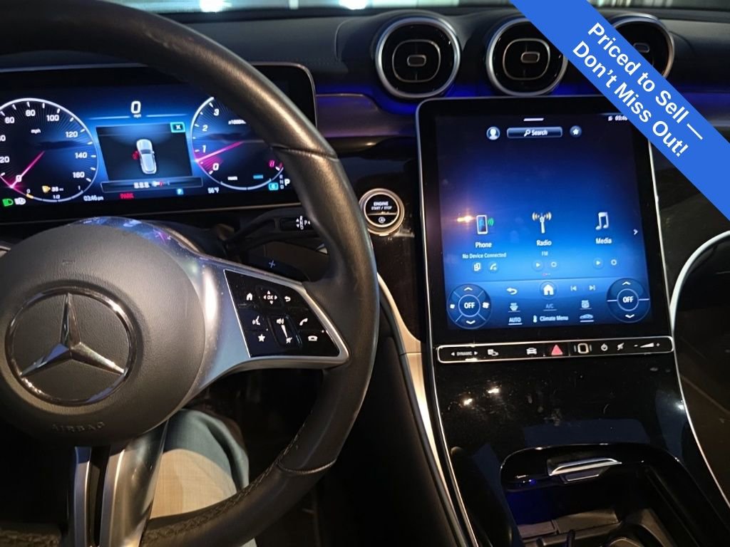 Used 2024 Mercedes-Benz GLC 300 4MATIC image 17