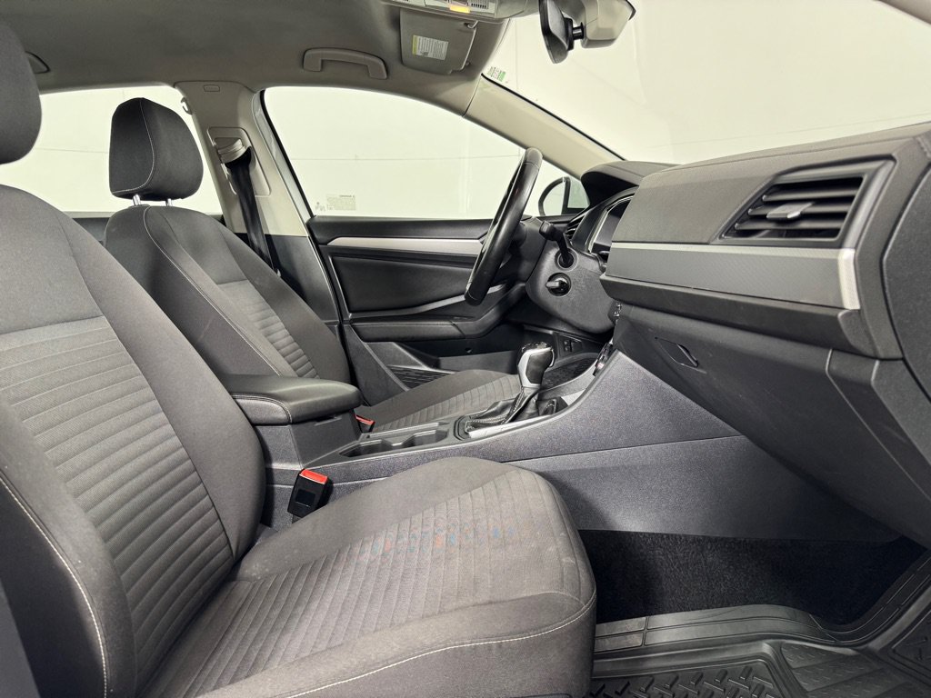 Used 2022 Volkswagen Jetta S FWD image 23