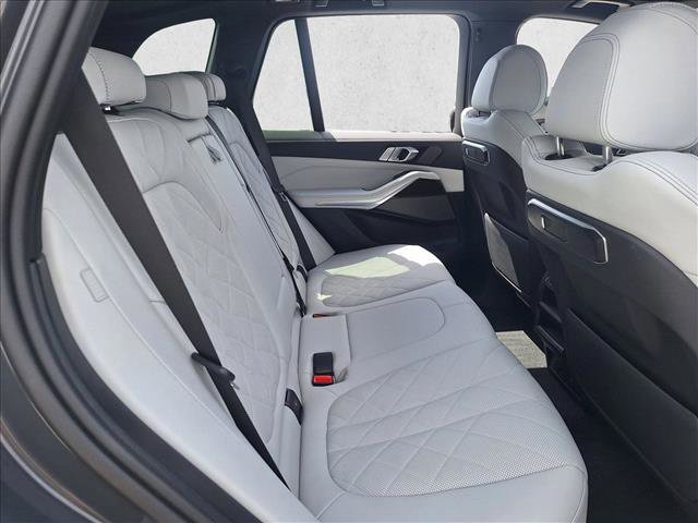 Used 2025 BMW X5 sDrive40i w/ Premium Package RWD image 18