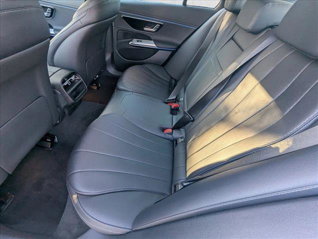 Used 2025 Mercedes-Benz E 350 Sedan image 20