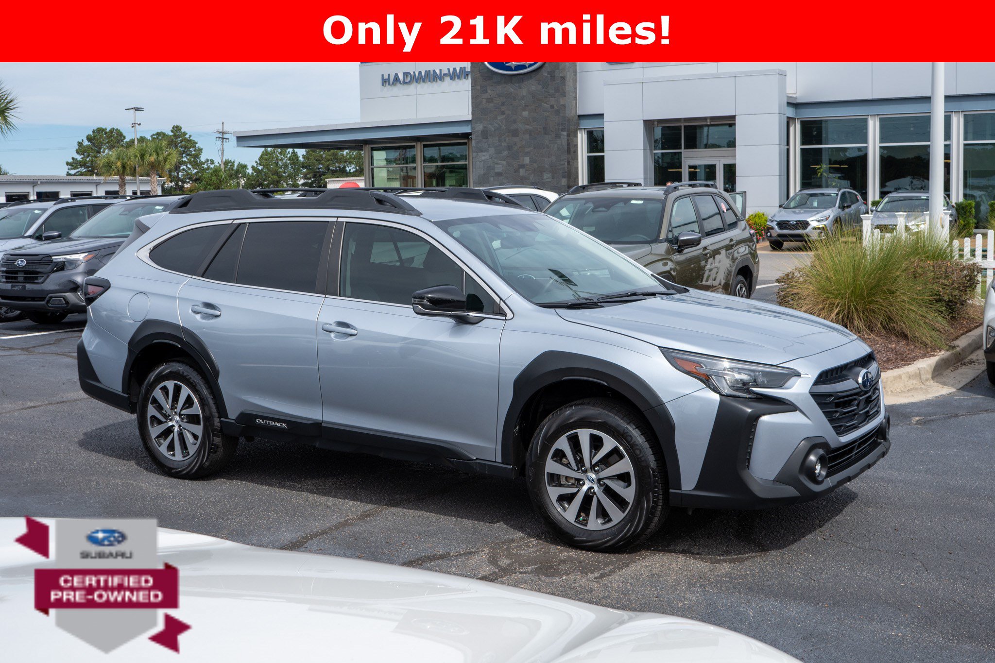 Certified 2024 Subaru Outback Premium AWD/4WD image 1