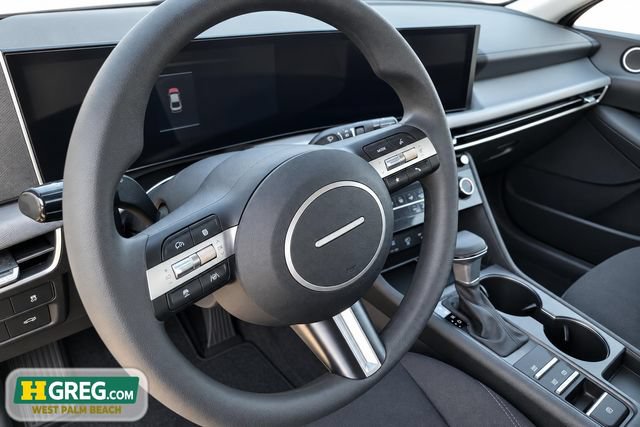 Used 2026 Hyundai Sonata SE FWD image 14