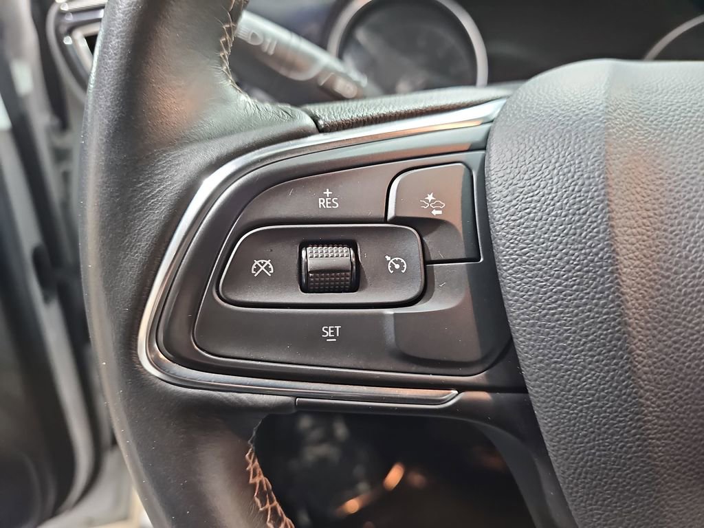 Certified 2022 Buick Encore GX Select w/ Sport Touring Package image 22