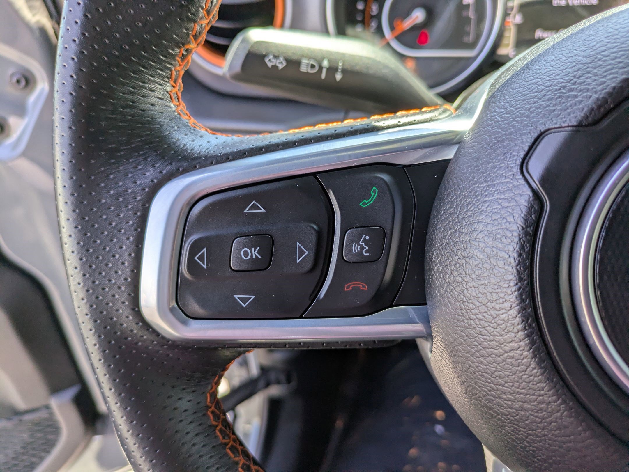 Used 2023 Jeep Gladiator Mojave w/ Trailer Tow Package AWD/4WD image 17