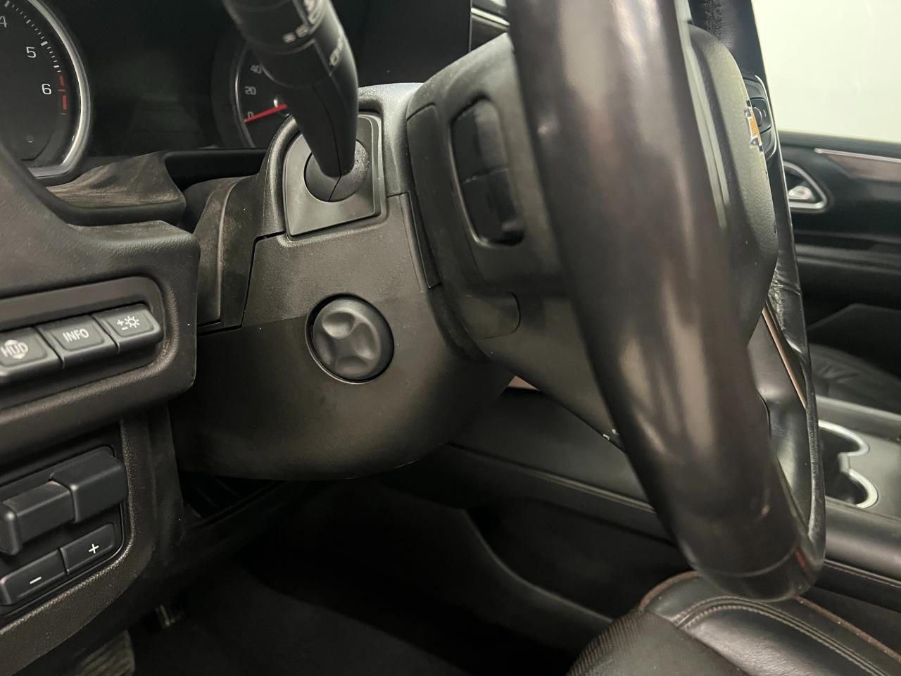 Used 2021 Chevrolet Tahoe High Country w/ Premium Package image 33