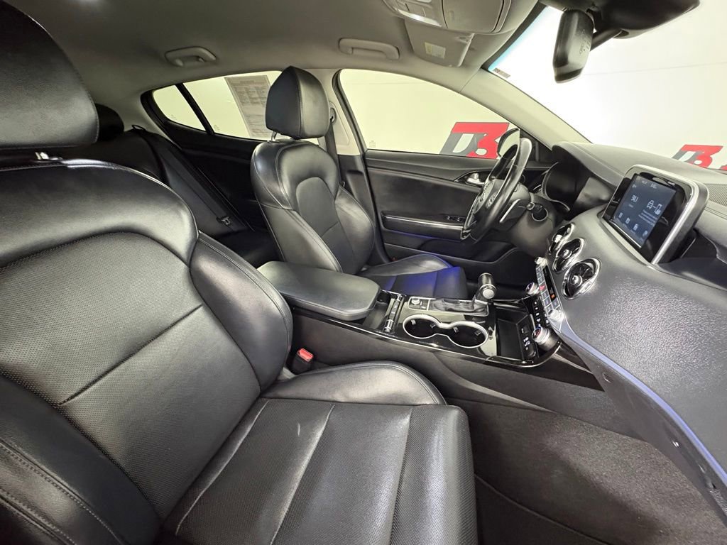 Used 2019 Kia Stinger image 33