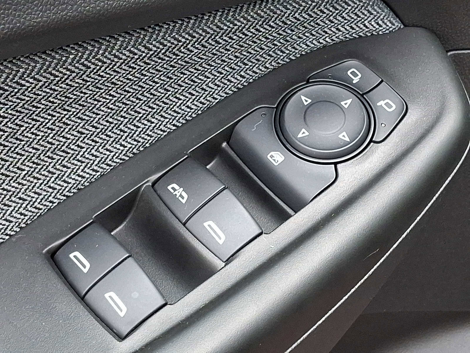 Used 2021 Chevrolet TrailBlazer LS image 26