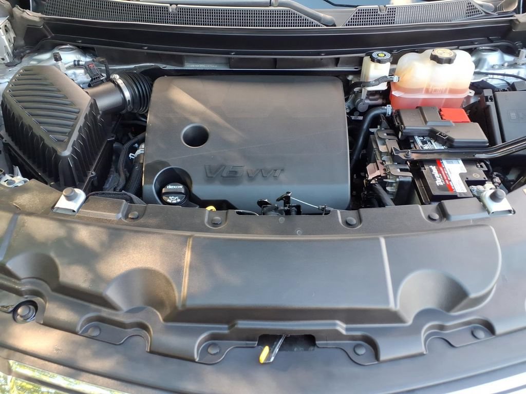 Certified 2022 Chevrolet Traverse LT FWD image 21