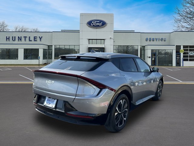 Used 2023 Kia EV6 Wind w/ Wind Technology Package AWD/4WD image 4