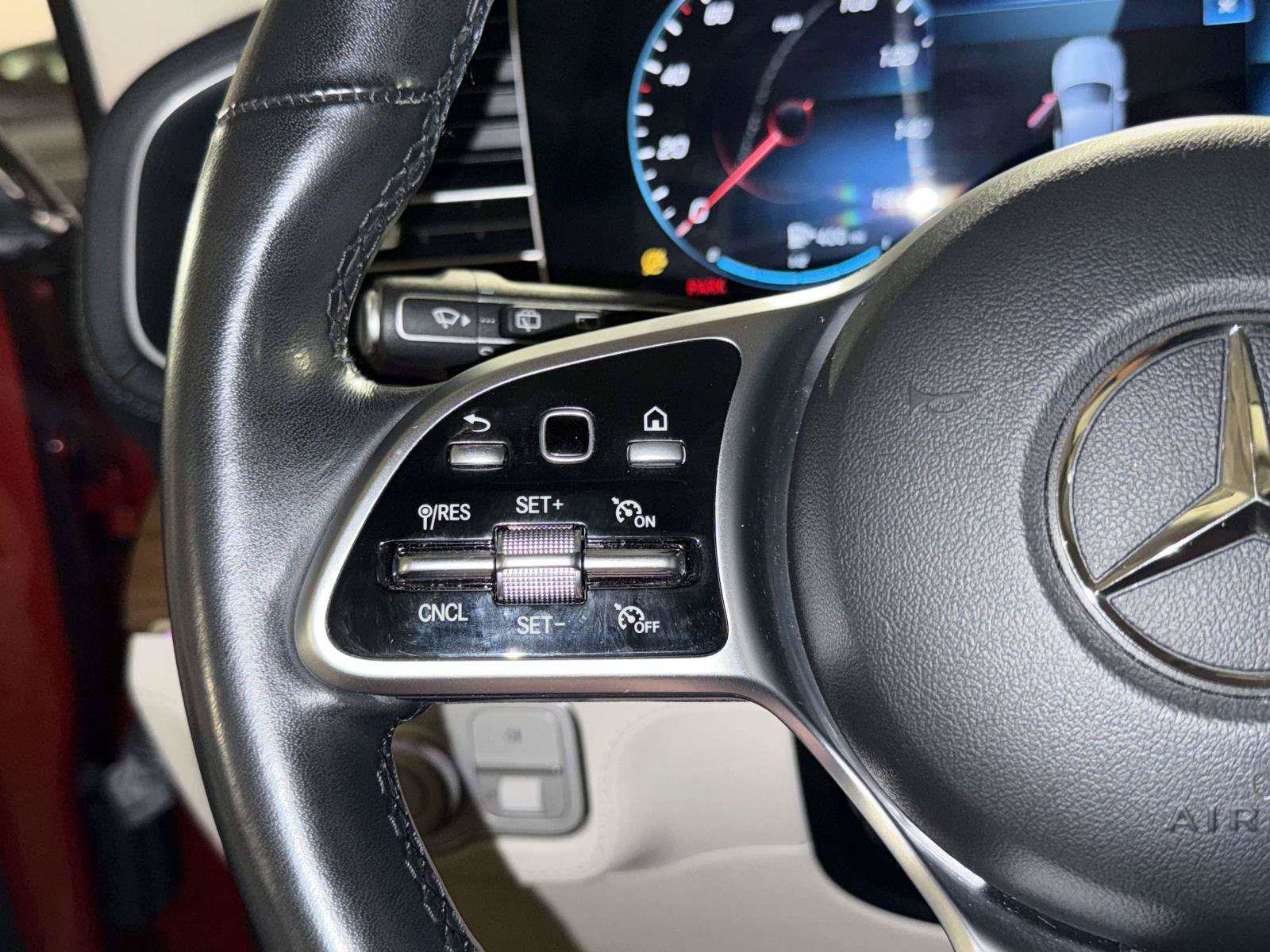 Used 2022 Mercedes-Benz GLE 350 4MATIC image 32