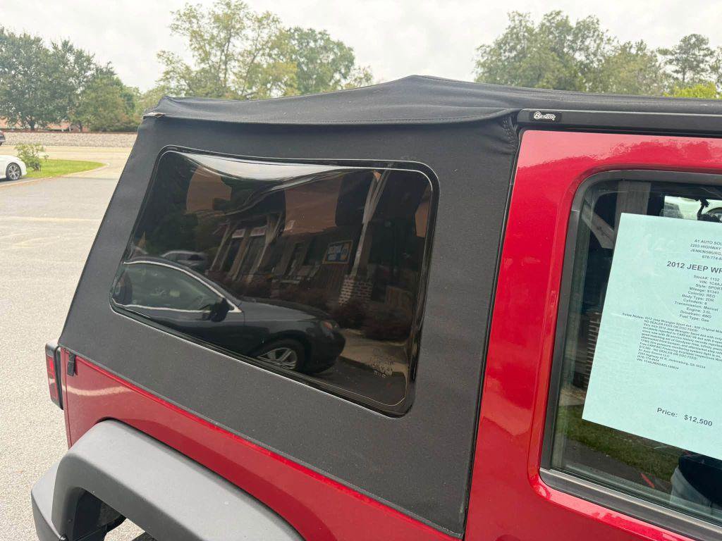Used 2012 Jeep Wrangler Sport AWD/4WD image 9