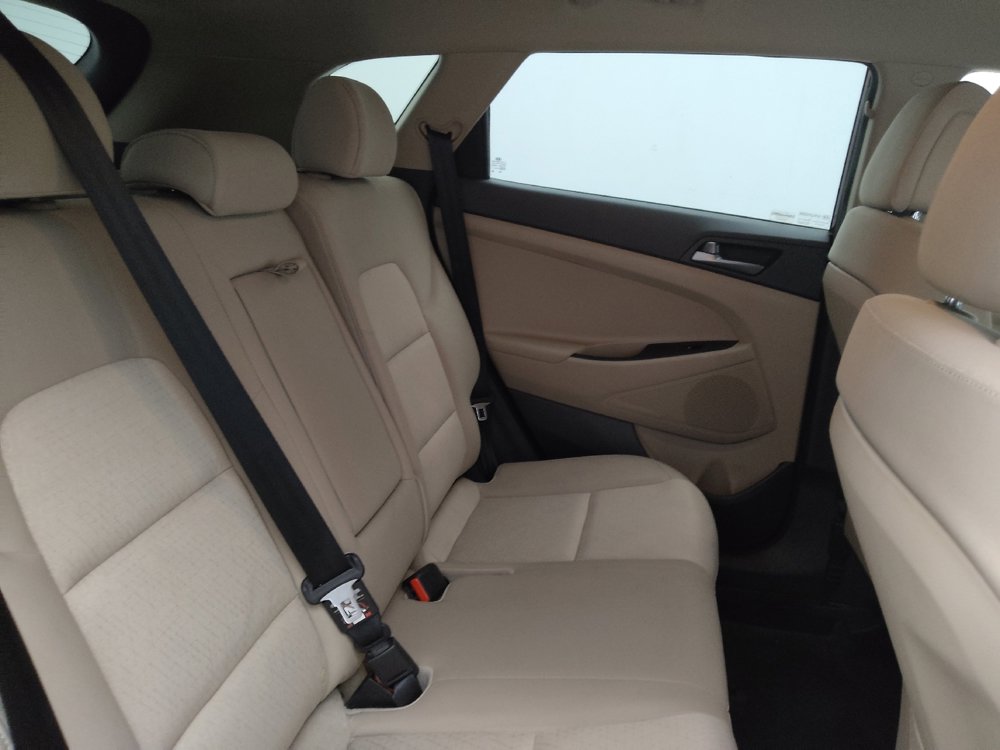 Used 2016 Hyundai Tucson SE w/ Option Group 02 AWD/4WD image 19