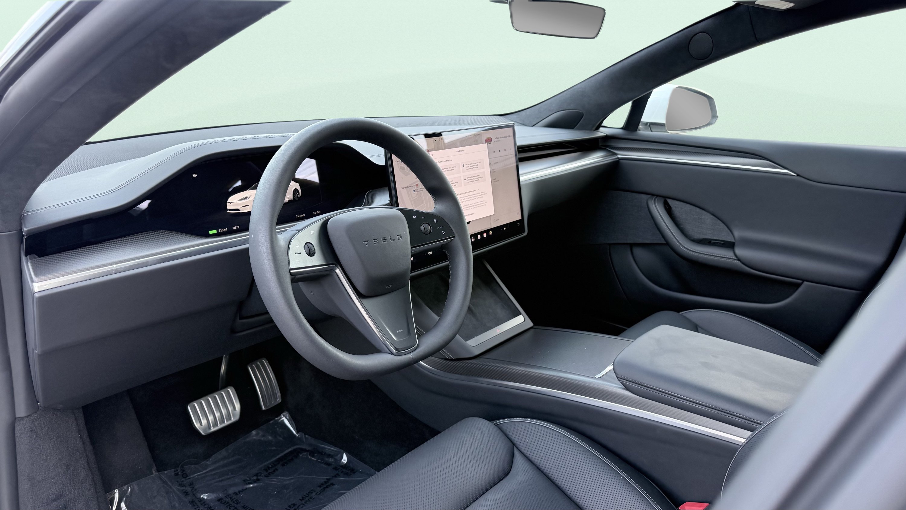 Used 2024 Tesla Model S Plaid AWD/4WD image 21