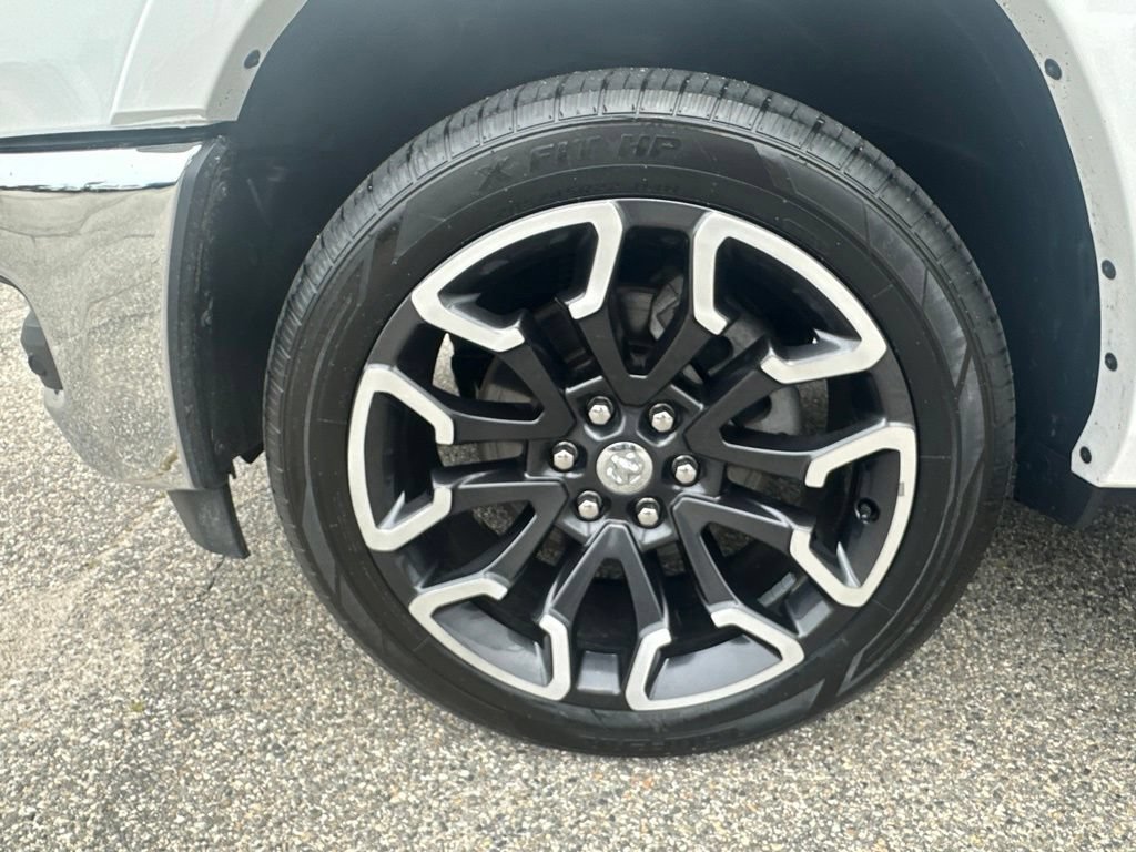 Used 2025 RAM 1500 Limited AWD/4WD image 38