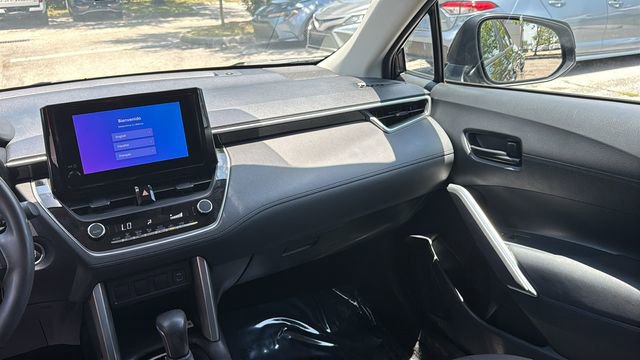 Certified 2023 Toyota Corolla Cross LE w/ Moonroof Package FWD image 16