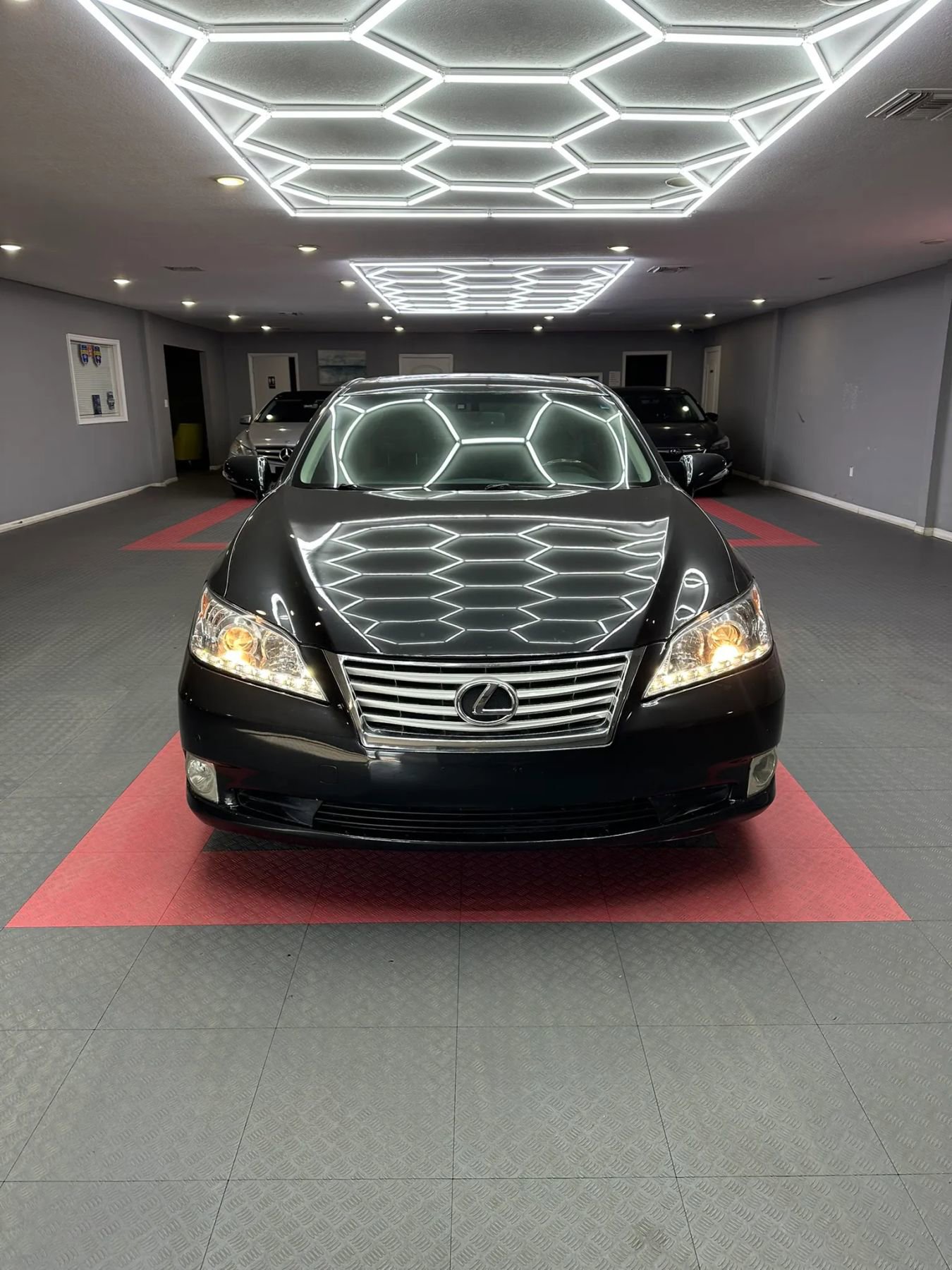 Used 2011 Lexus ES 350 FWD image 8