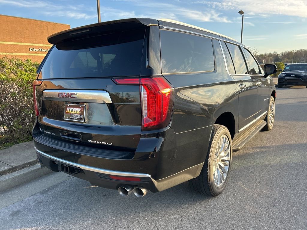 Used 2023 GMC Yukon XL Denali w/ LPO, Floor Liner Package AWD/4WD image 3